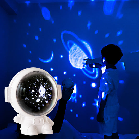 Astronaut Galaxy Star Projector Lamp – Starry Sky Night Light for Kids & Home Decor